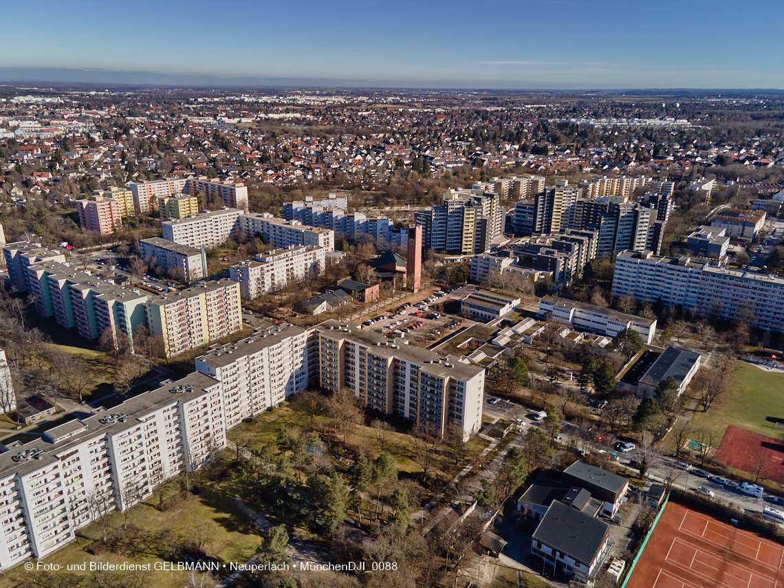 09.02.20222 - Marx-Zentrum und Umgebung in Neuperlach München 